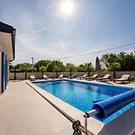 Villa Silvia Krk By Istriaselect