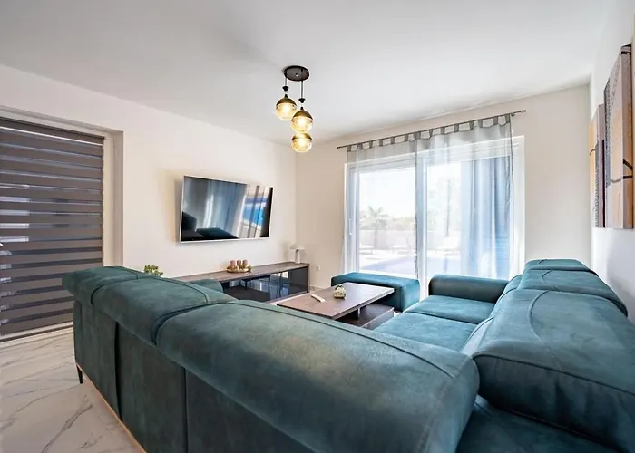 Silvia Krk By Istriaselect Villa *